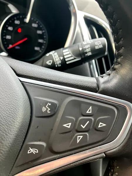 used 2022 Chevrolet Equinox car