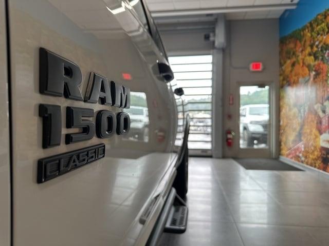 used 2022 Ram 1500 Classic car, priced at $32,295