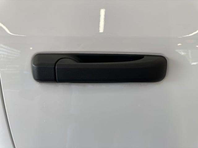 used 2022 Ram 1500 Classic car, priced at $32,295