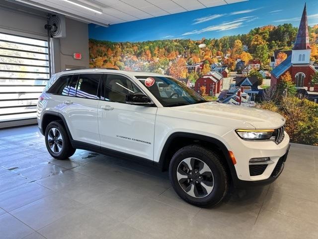 used 2022 Jeep Grand Cherokee 4xe car, priced at $31,499