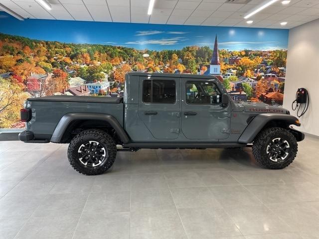 new 2025 Jeep Gladiator car, priced at $56,495