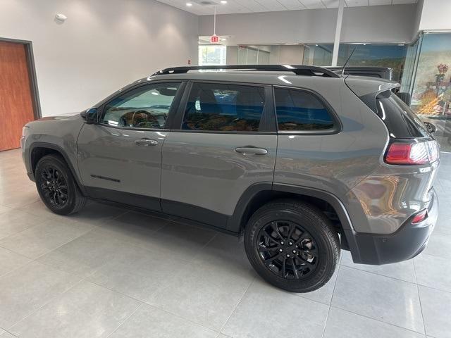 used 2023 Jeep Cherokee car, priced at $20,895