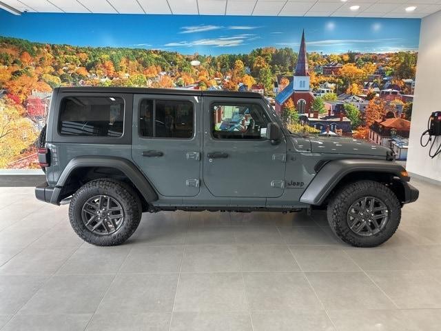 new 2025 Jeep Wrangler car, priced at $48,466
