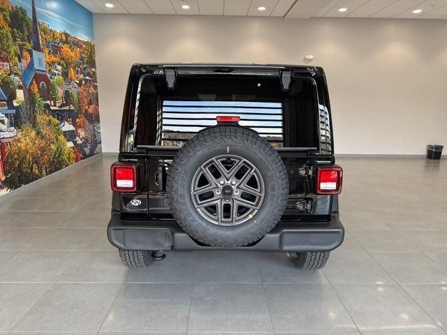 new 2026 Jeep Wrangler car, priced at $53,285