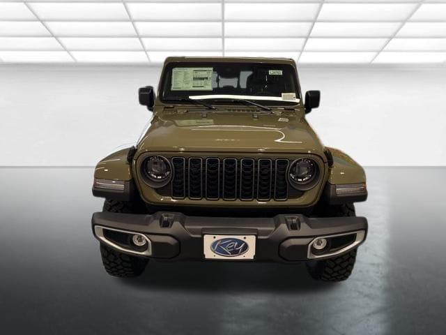 new 2025 Jeep Gladiator car, priced at $49,145