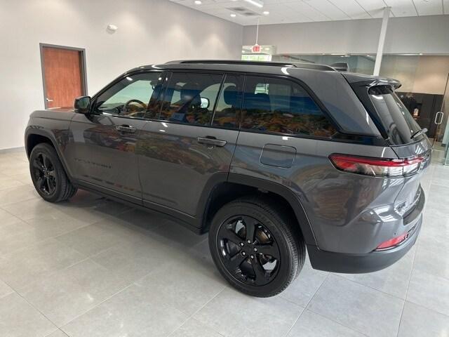 used 2023 Jeep Grand Cherokee car, priced at $34,495