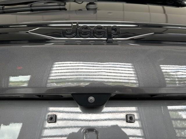 used 2023 Jeep Grand Cherokee car, priced at $34,495