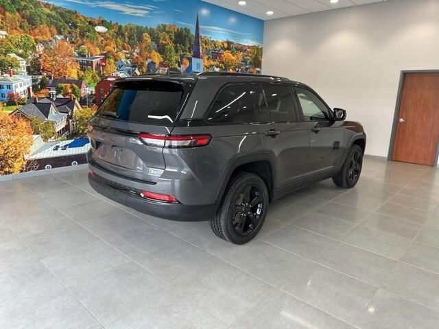 used 2023 Jeep Grand Cherokee car, priced at $34,495