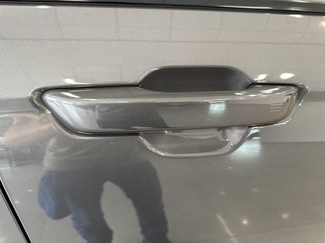 used 2023 Jeep Grand Cherokee car, priced at $34,495