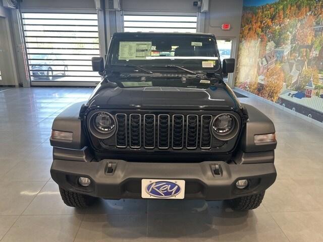 new 2025 Jeep Wrangler car, priced at $45,971