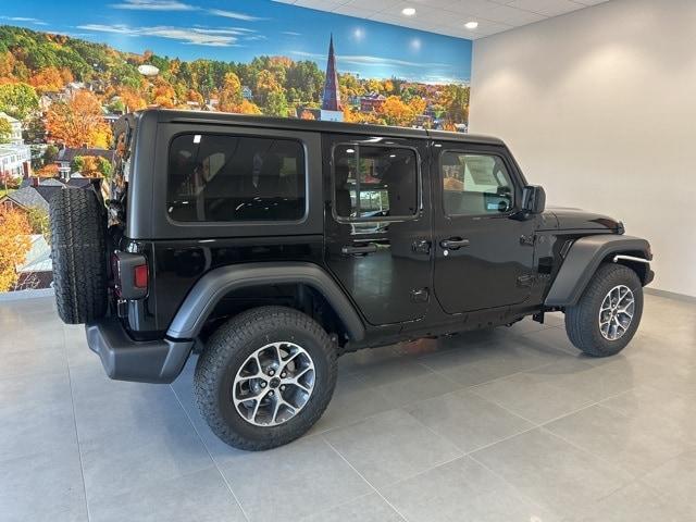 new 2025 Jeep Wrangler car, priced at $45,971