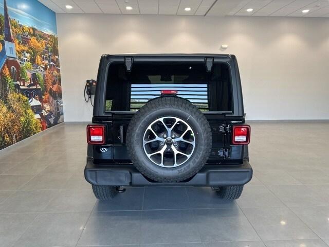 new 2025 Jeep Wrangler car, priced at $45,971