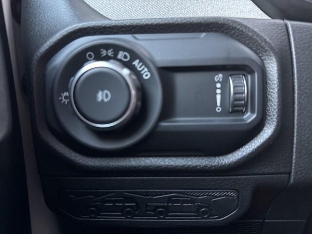 new 2025 Jeep Wrangler car, priced at $33,592