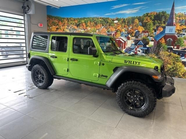 new 2025 Jeep Wrangler car, priced at $47,692