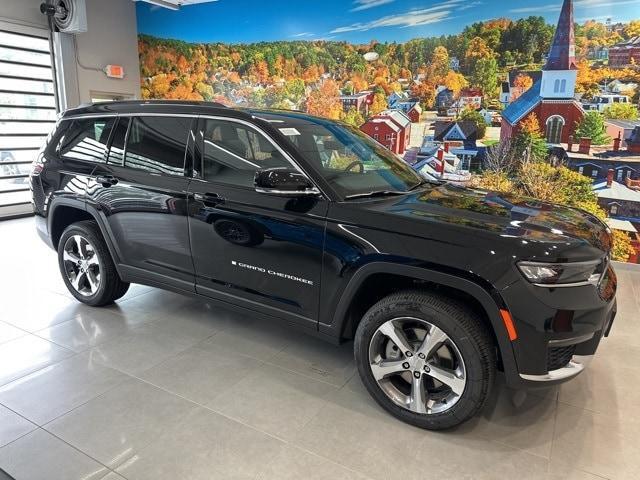 new 2025 Jeep Grand Cherokee L car, priced at $51,160