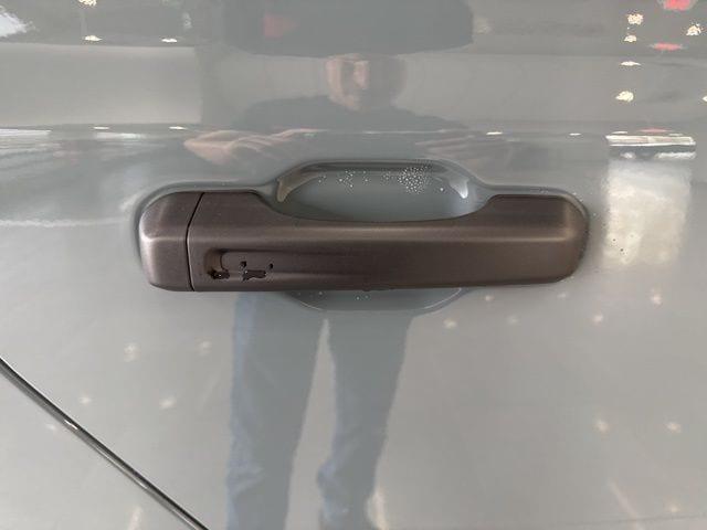 new 2025 Jeep Gladiator car, priced at $47,045