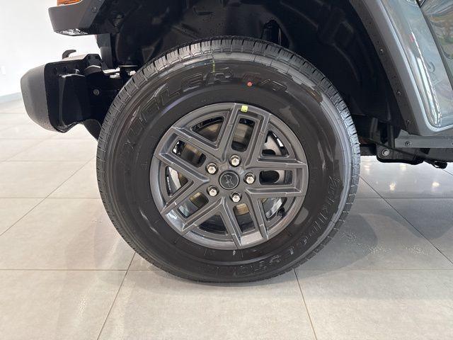 new 2025 Jeep Gladiator car, priced at $47,045