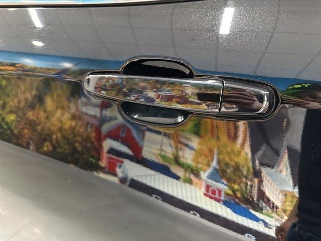 used 2023 Chevrolet Equinox car, priced at $18,995