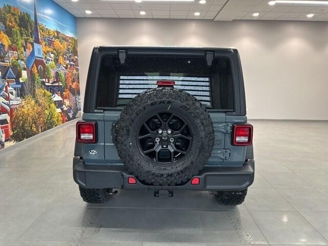 new 2025 Jeep Wrangler car, priced at $50,180
