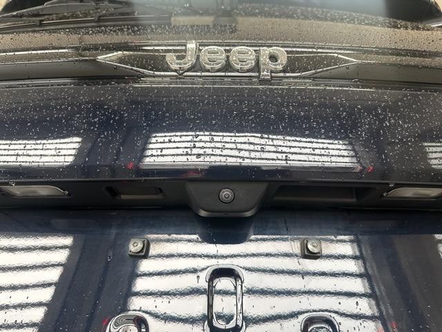 used 2024 Jeep Grand Cherokee car, priced at $35,795