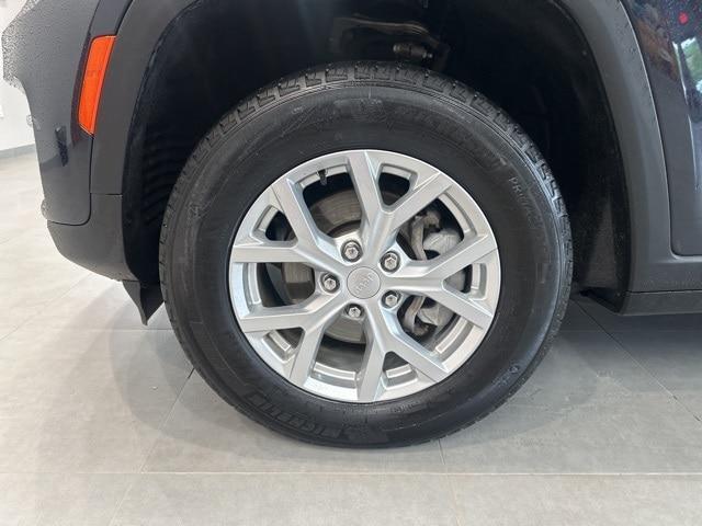 used 2024 Jeep Grand Cherokee car, priced at $35,795
