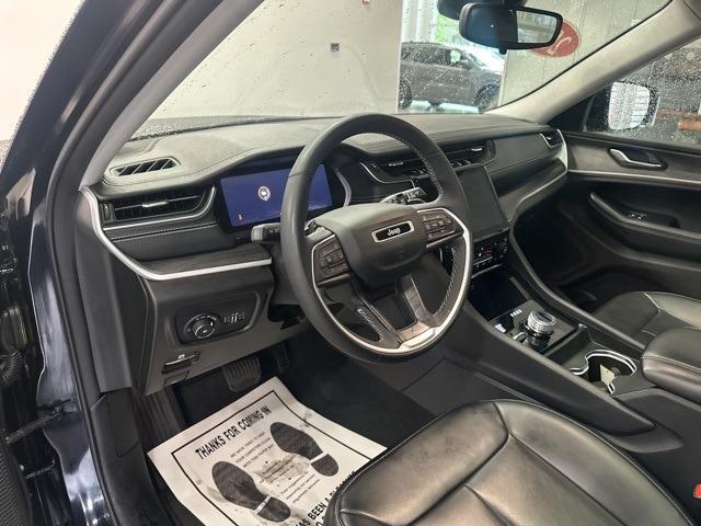 used 2024 Jeep Grand Cherokee car, priced at $35,795