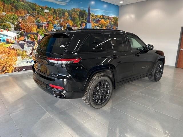 new 2025 Jeep Grand Cherokee car, priced at $61,385