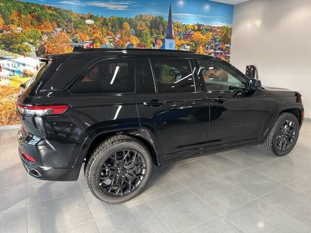 new 2025 Jeep Grand Cherokee car, priced at $61,385