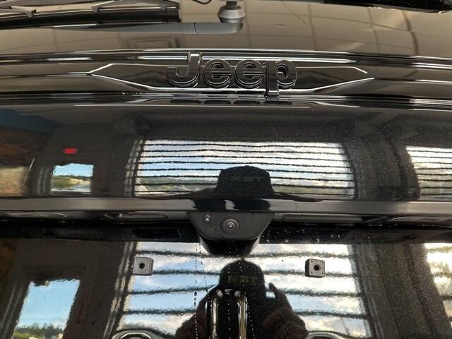 new 2025 Jeep Grand Cherokee car, priced at $61,385