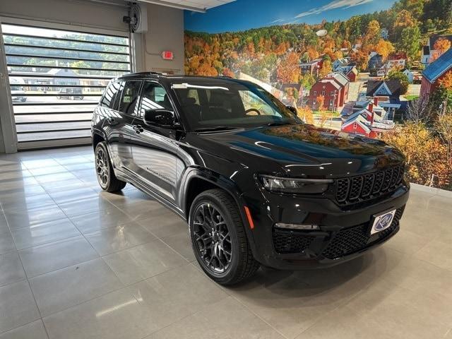 new 2025 Jeep Grand Cherokee car, priced at $62,885