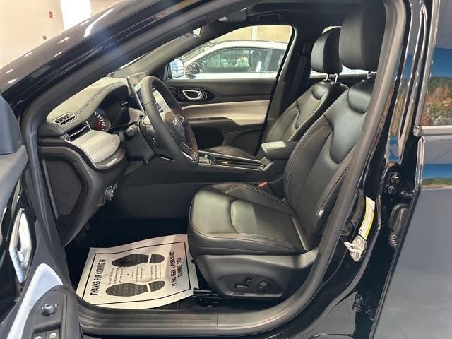 new 2025 Jeep Compass car, priced at $34,618