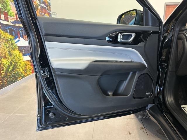 new 2025 Jeep Compass car, priced at $34,210