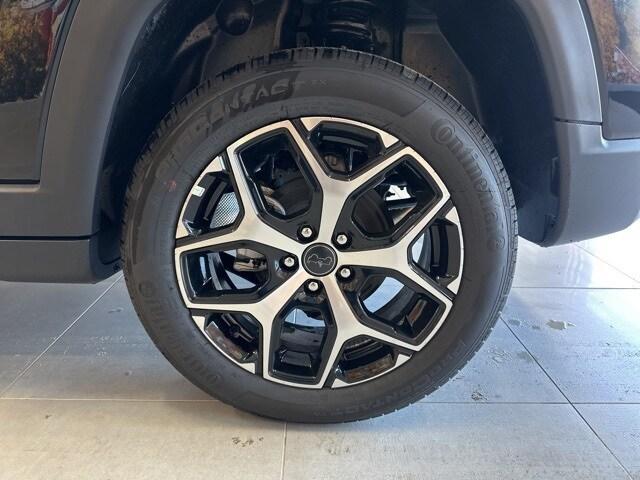 new 2025 Jeep Compass car, priced at $33,618