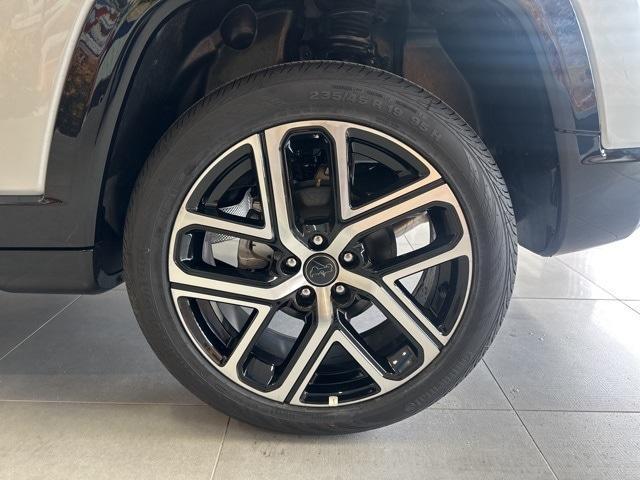 new 2025 Jeep Compass car, priced at $34,610