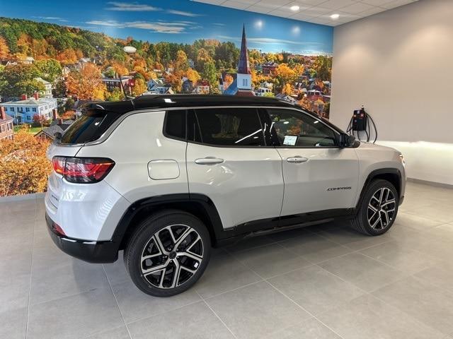 new 2025 Jeep Compass car, priced at $34,610