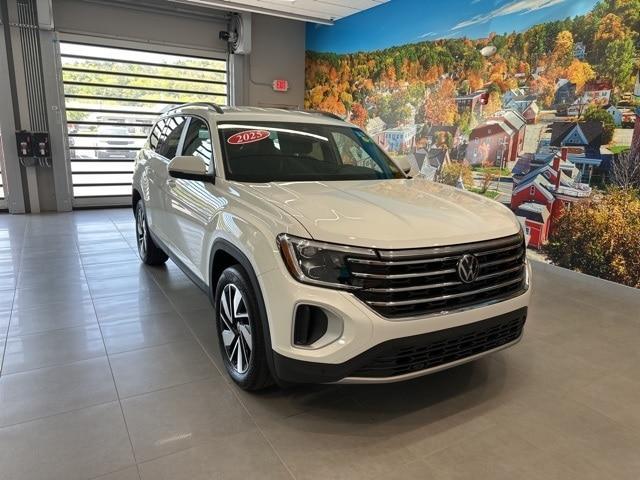 used 2025 Volkswagen Atlas car, priced at $37,495