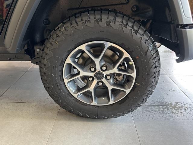 new 2025 Jeep Wrangler car, priced at $48,420