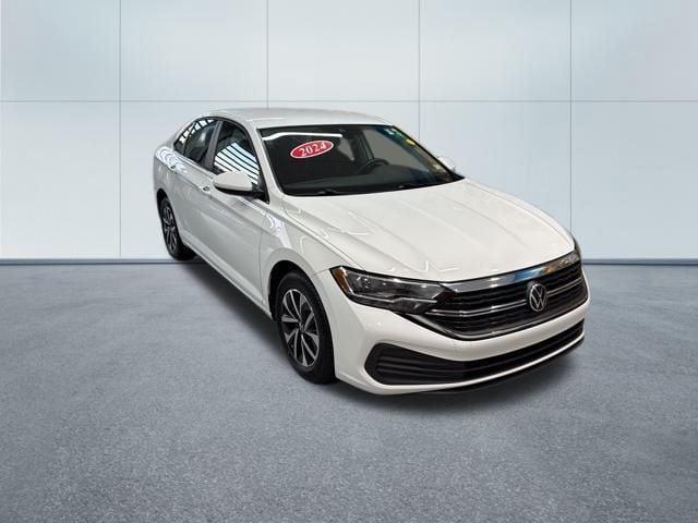 used 2024 Volkswagen Jetta car, priced at $16,499