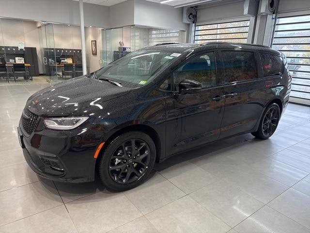 new 2026 Chrysler Pacifica car, priced at $46,030