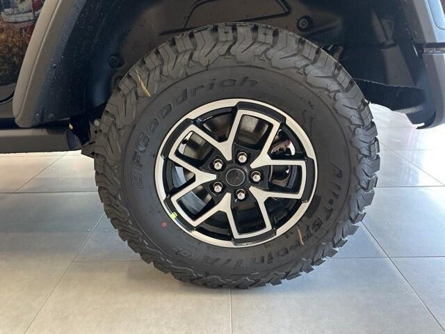 new 2025 Jeep Wrangler car, priced at $56,412