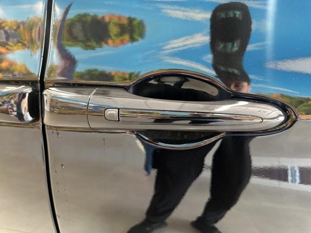 new 2025 Chrysler Pacifica car, priced at $42,147