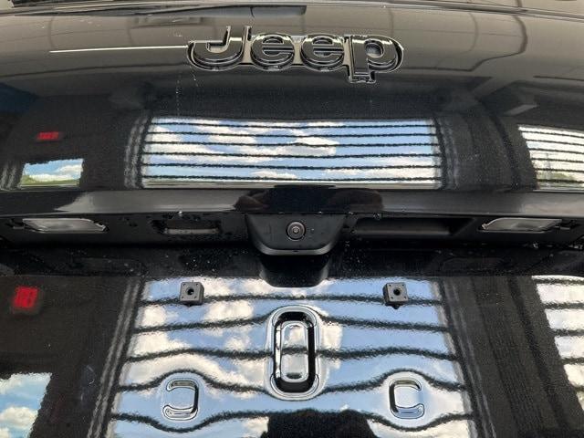 new 2025 Jeep Grand Cherokee L car, priced at $52,335