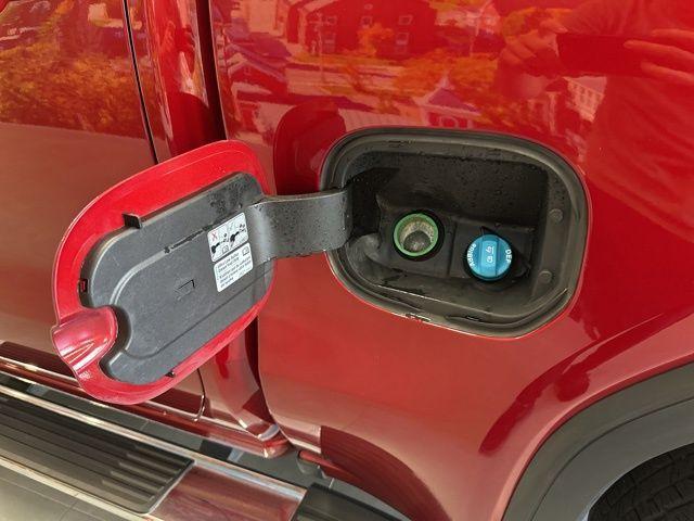 used 2021 GMC Sierra 1500 car, priced at $35,995