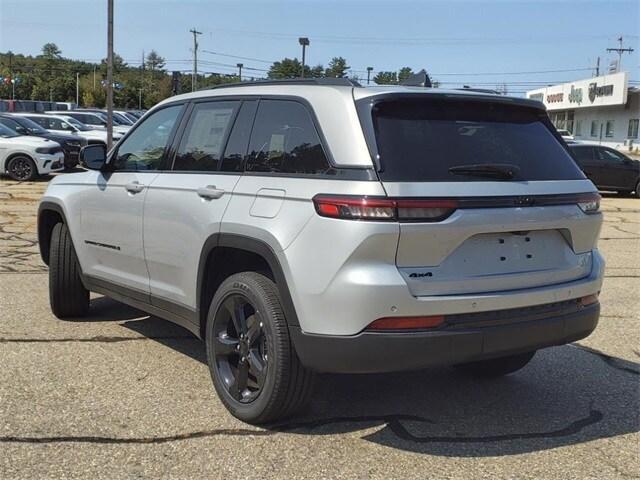 new 2024 Jeep Grand Cherokee car, priced at $42,670