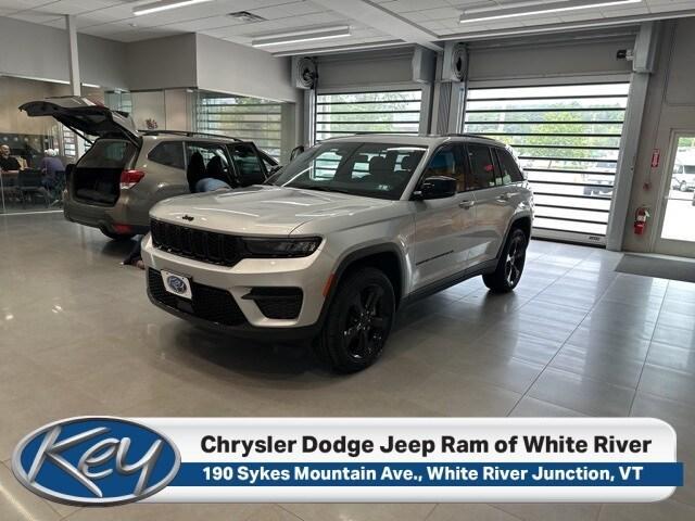 new 2024 Jeep Grand Cherokee car, priced at $42,670