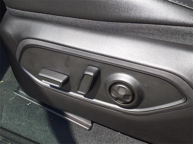 new 2024 Jeep Grand Cherokee car, priced at $42,670