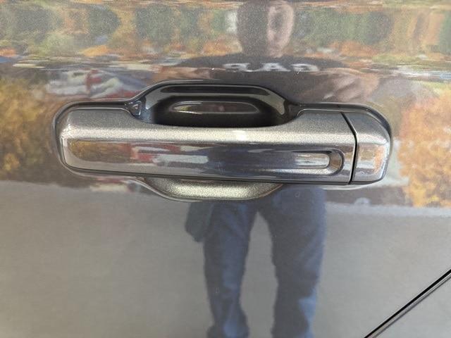 used 2021 Jeep Gladiator car, priced at $31,495