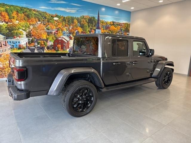 used 2021 Jeep Gladiator car, priced at $31,495