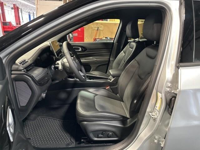 new 2024 Jeep Compass car, priced at $35,905