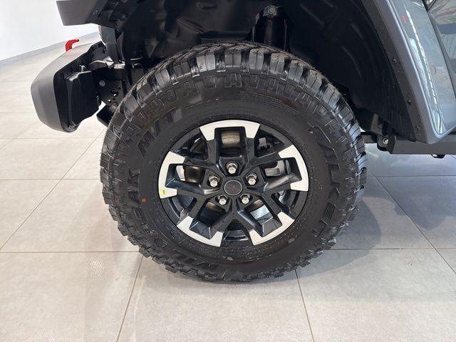 new 2026 Jeep Gladiator car, priced at $61,780